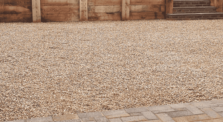 Load image into Gallery viewer, gravel driveway with IBRAN driveway gravel grids

